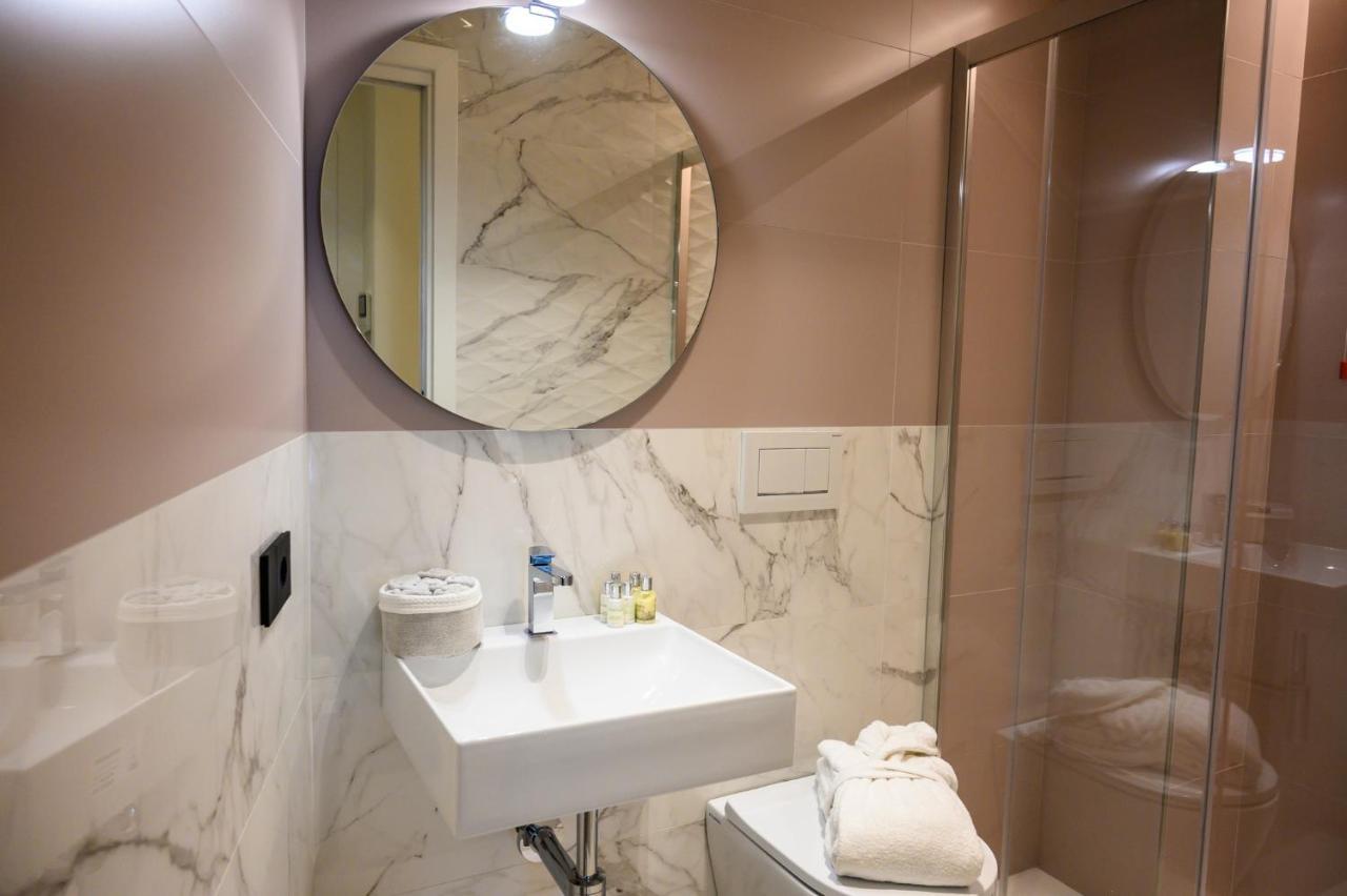 Vistamare Luxury Retreat Apartment Sestri Levante Luaran gambar